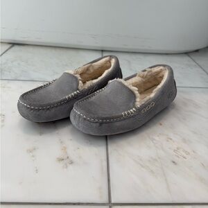 UGG Women’s Light Gray Ansley Water Resistant Suede Moccasin Slippers